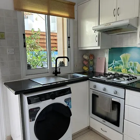 Three Bedroom Casa De Villa