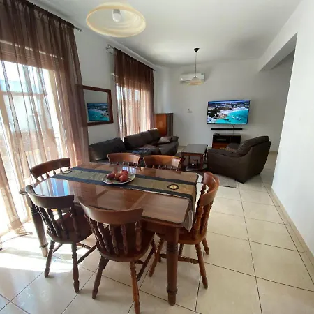 Villa Three Bedroom Casa De